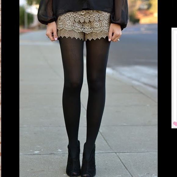 Host Pick 11/04! 🎉Crocheted Taupe shorts!