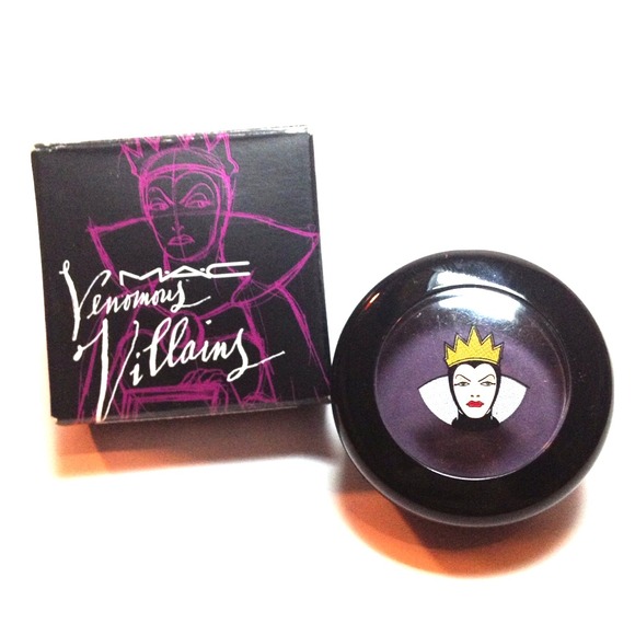 MAC Venomous Villains: Evil Queen👑 Vile Violet💜