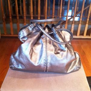 MICHAEL KOR'S silver bag 💕