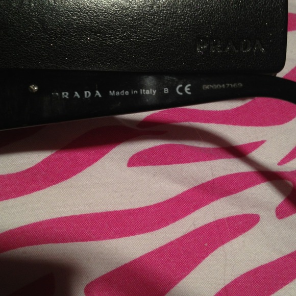 💯Authentic prada glasses💢reduced💢 - Picture 4 of 4