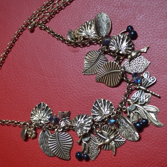Leaf necklace