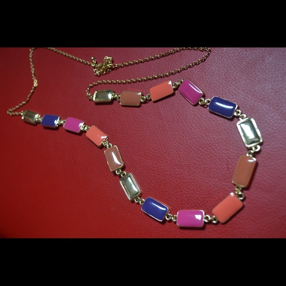 Rectangle multicolor necklace