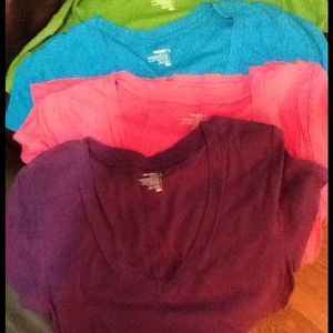 SiOLD 4 old navy v-neck thirst