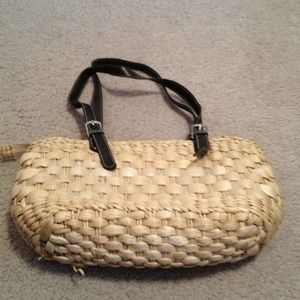 Wicker purse with plaid lining