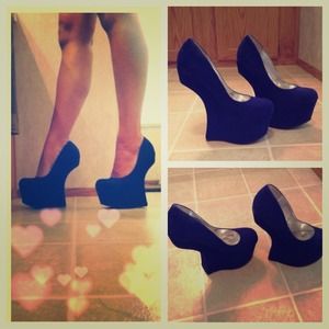 SOLD blue curved wedge heels heelless size 6
