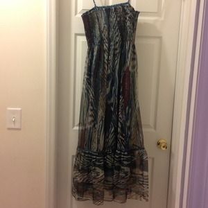 Beautiful maxi sun dress.