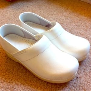 Dansko , great for medical or dental student !!