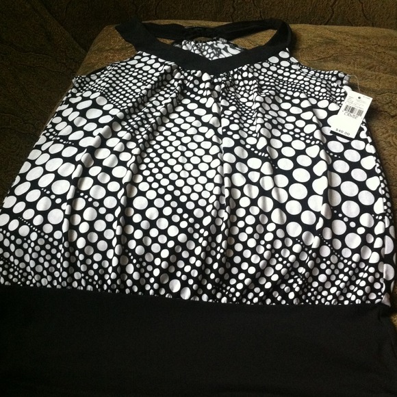 Summer blouse - Picture 1 of 1