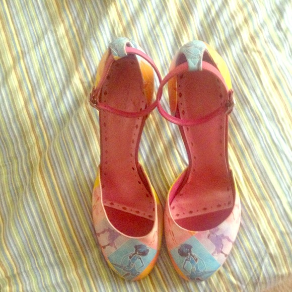BCBG 3 inch colorful fun heels