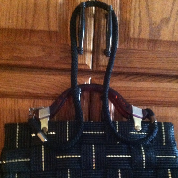 Purse - Picture 2 of 3