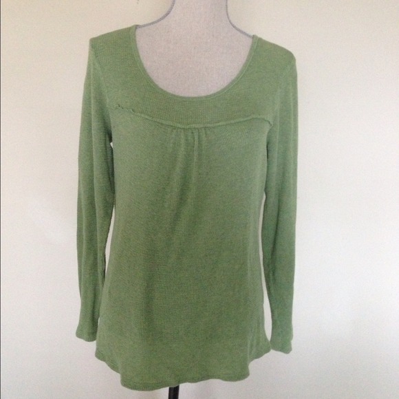 🔴SOLD🔴  Old Navy Green Long Sleeve Top - Size XL