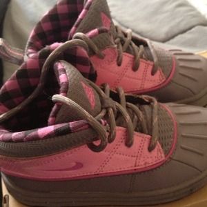 Nike Woodside 2 Boots