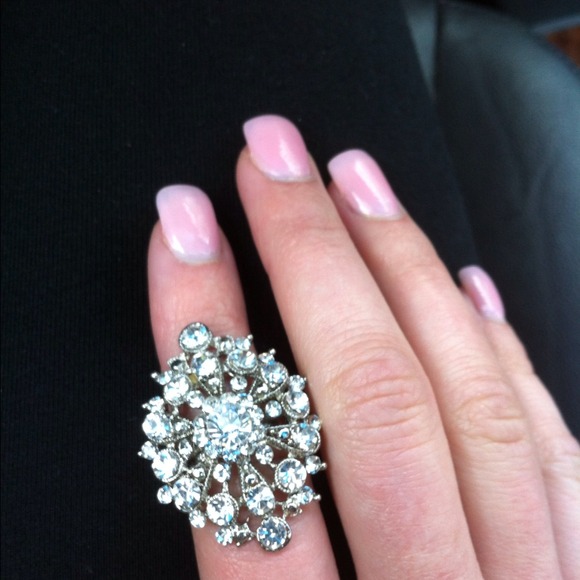 ⚡Sold⚡ @headvicious Beautiful Starburst Ring - Picture 2 of 3