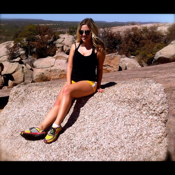 About the seller, meet Lauren! - Picture 4 of 4