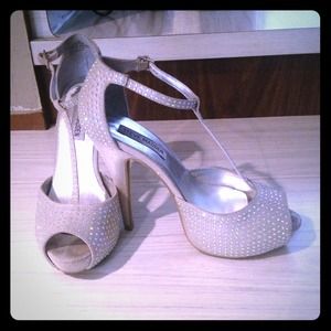 Steve Madden platform heels worn once!