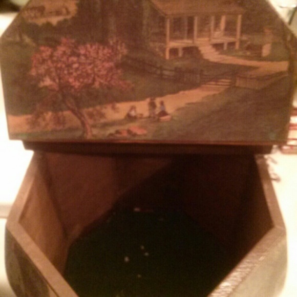 Purse - Picture 4 of 4