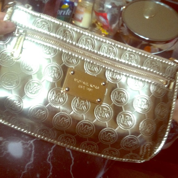 Micheal Kors wallet