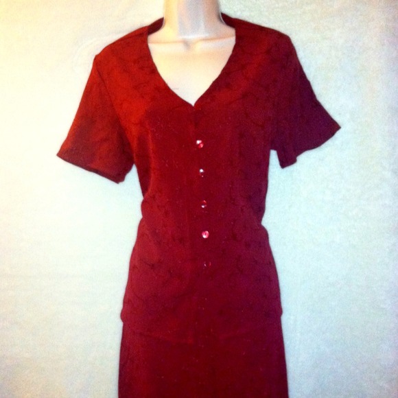 SOLD ❤Vintage Two Piece Red Shirt and Skirt Set!
