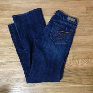 Seven Jeans