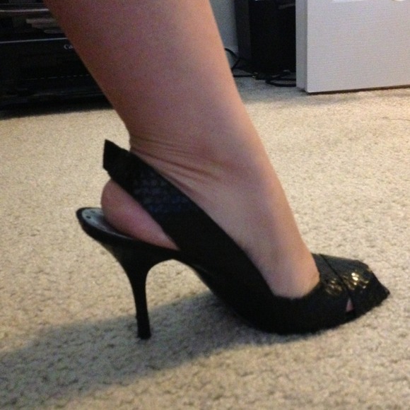 BCBG girls snake skin heels