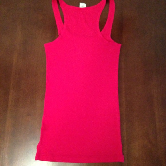 ❌SOLD IN BUNDLE A&F hot pink stretch tank - Picture 3 of 4