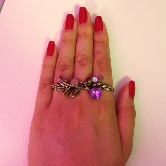 Floral Three Finger Ring - Picture 3 of 4