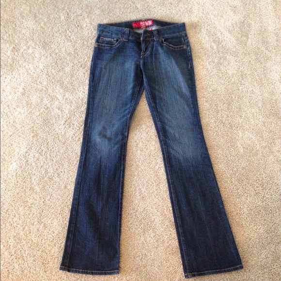 guess jeans 27