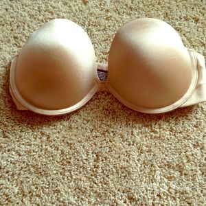 Strapless tan bra