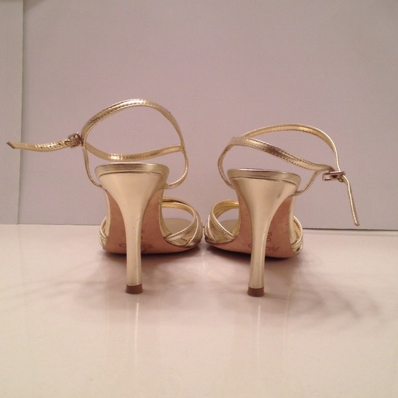 Neutral strappy heels to go with any formal look - Picture 3 of 3