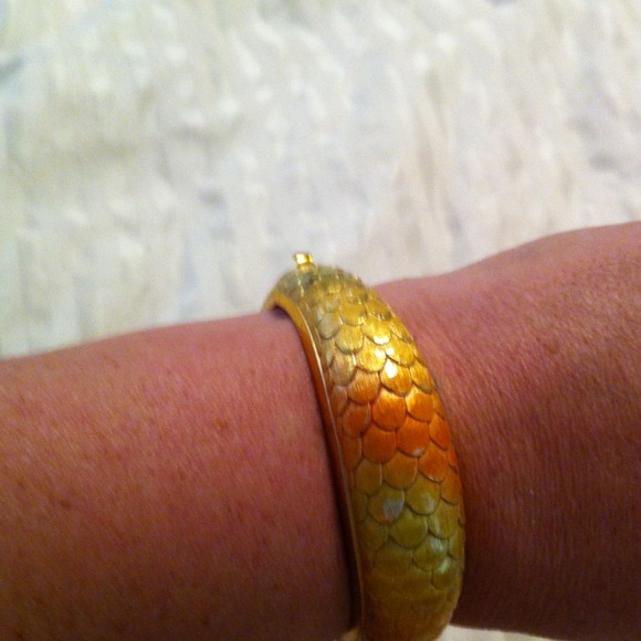 Gold and rose tone