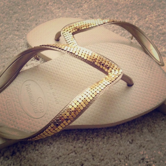 Havaianas Shoes - Havaiana Gold Sandal