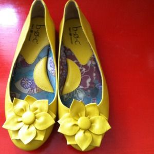 Yellow Born Concept Flats