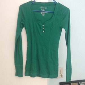 Long sleeved Henley