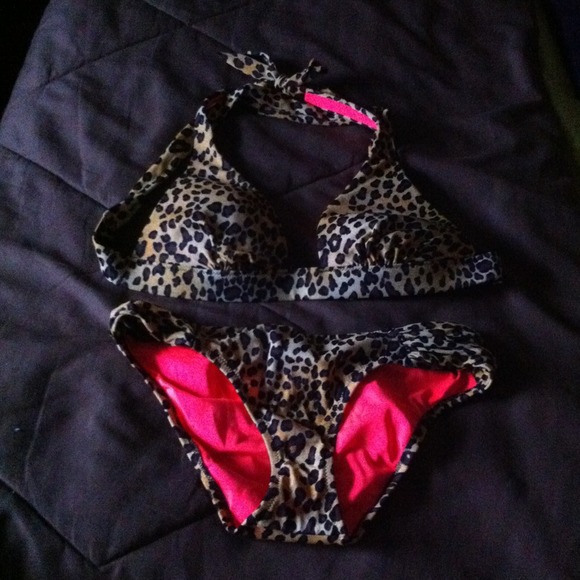 ✨ Reserved ✨ Summer Cheetah Bathing Suit 👙☀🎀