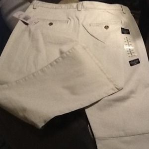 NWT! Reduced again!! NWT Polo Crop Pants