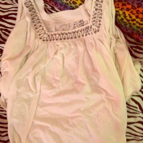 American eagle top with connected sleeves