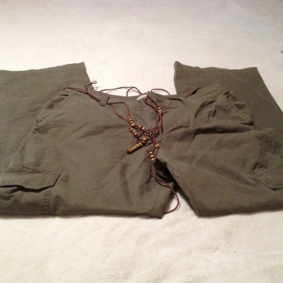 Army green cargo pants
