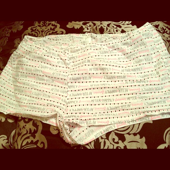 ❌SOLD IN BUNDLE❌ Forever 21 pajama shorts