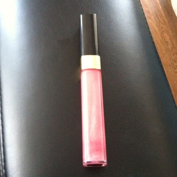 Authentic Chanel lipgloss 💄