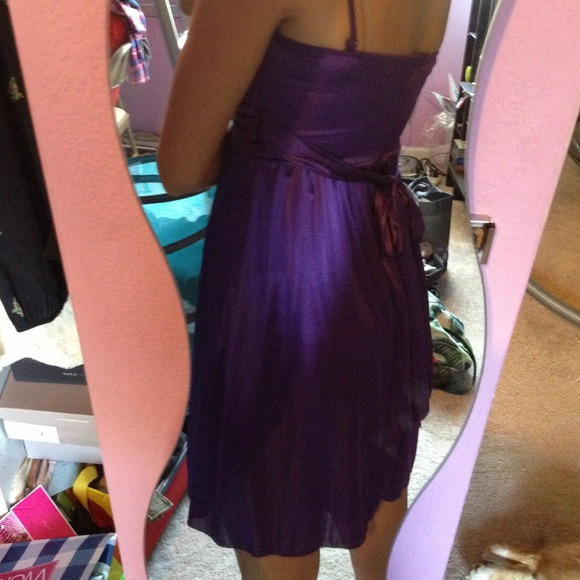 Dress - Picture 2 of 3