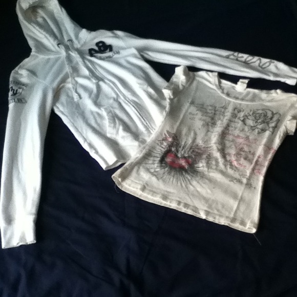 Sweatshirt and shirt bundle:)