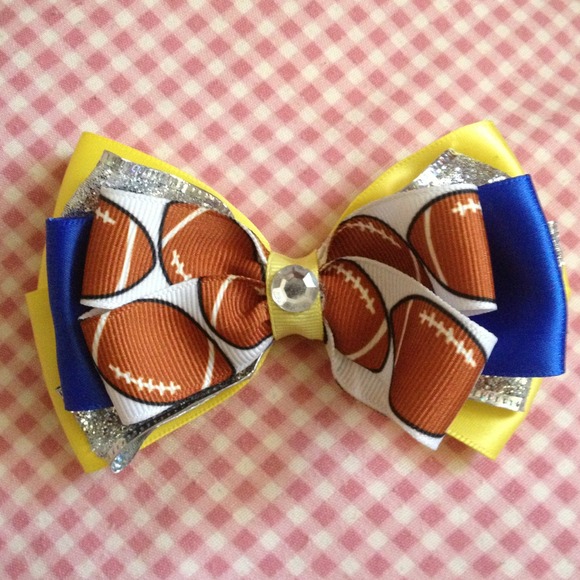 Bows - Picture 1 of 1