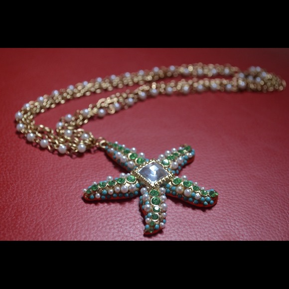 Starfish detailed necklace