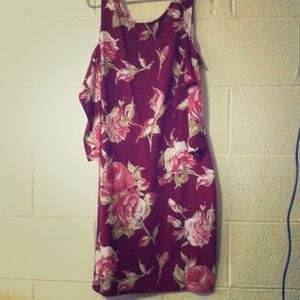 Dress with shoulders out