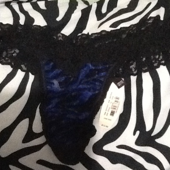 Lace thong