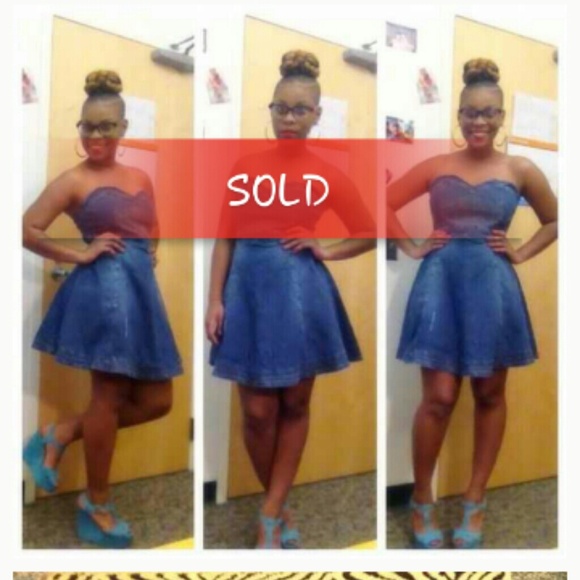STRAPELSS Denim skater DRESS