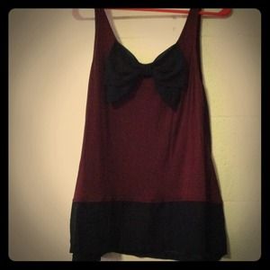 Marion and black bow tank