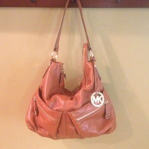 🚫Sold on Ebay🚫Michael Kors Hobo