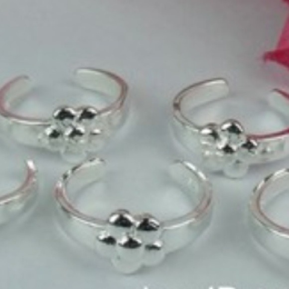 Sterling silver toe ring, resizable