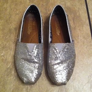 Silver Toms 6.5